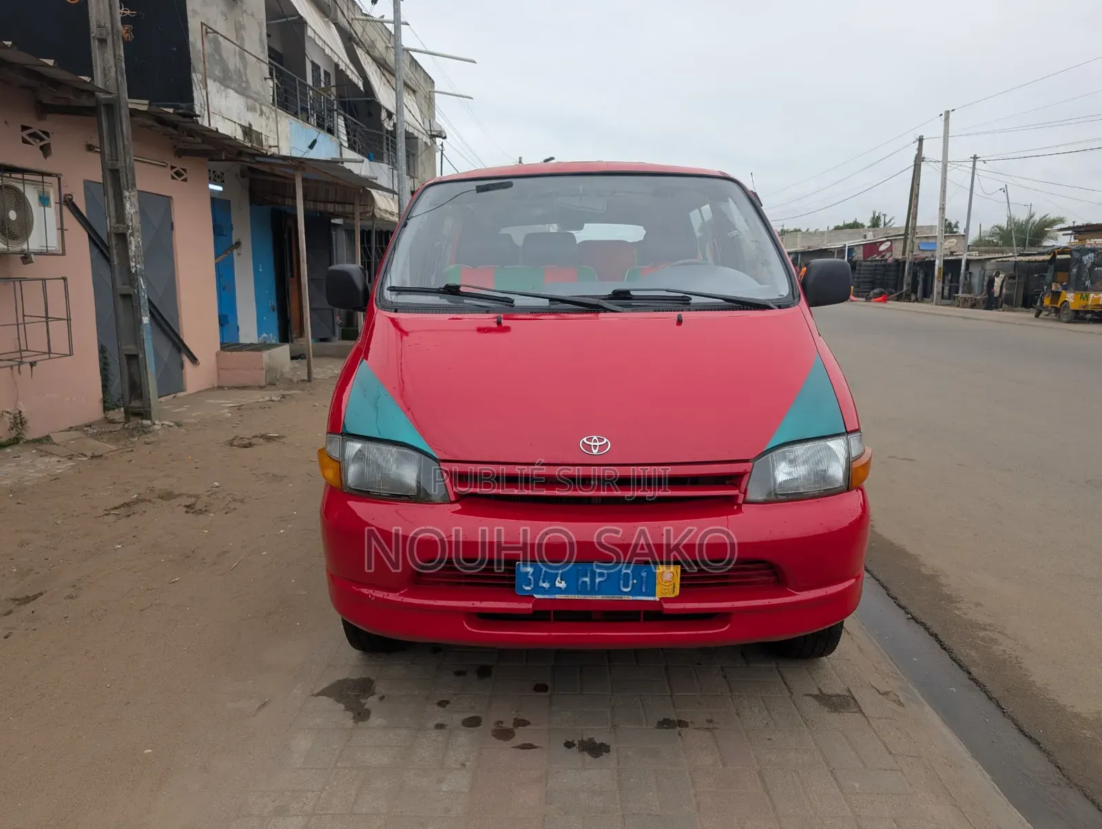 Toyota Grand HiAce 2002 Rouge