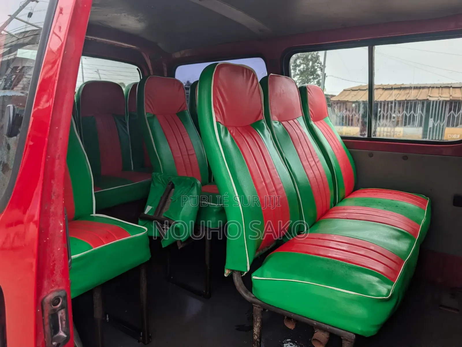 Toyota Grand HiAce 2002 Rouge
