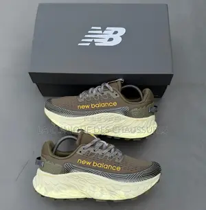 L New Balance Fresh Foam X More Trail V3