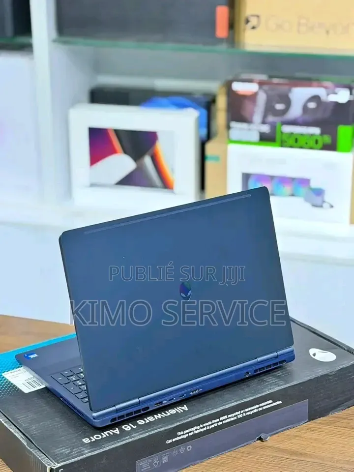 Nouveau Asus Autre 8GB Intel Core Ultra 9 HDD+SSD 256GB