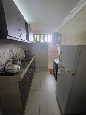 Appartement Meuble De 03 Pieces - Cocody Lycee Technique