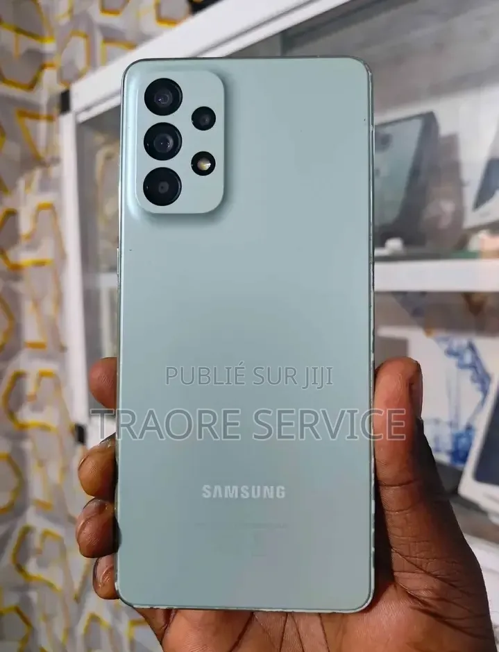 Nouveau Samsung Galaxy A73 5G 256 GB Autre
