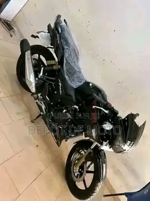 Nouveau TVS Apache 180 RTR 2026 Noir