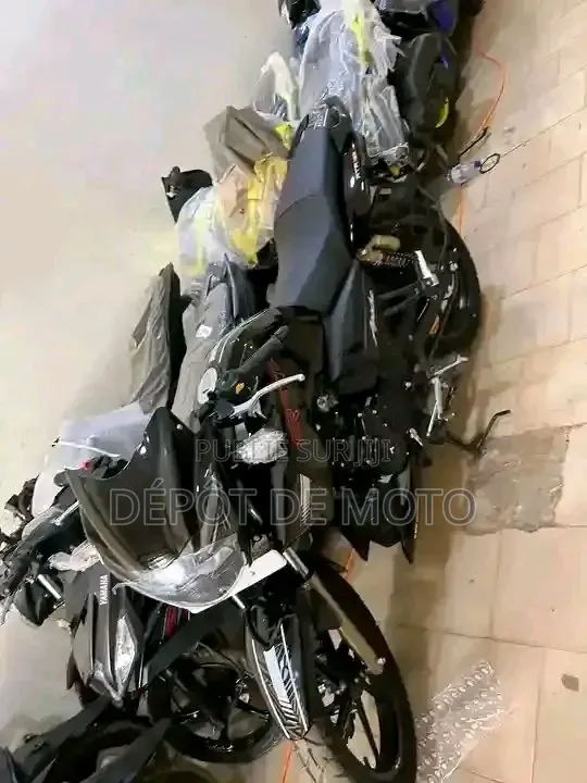 Nouveau TVS Apache 180 RTR 2026 Noir