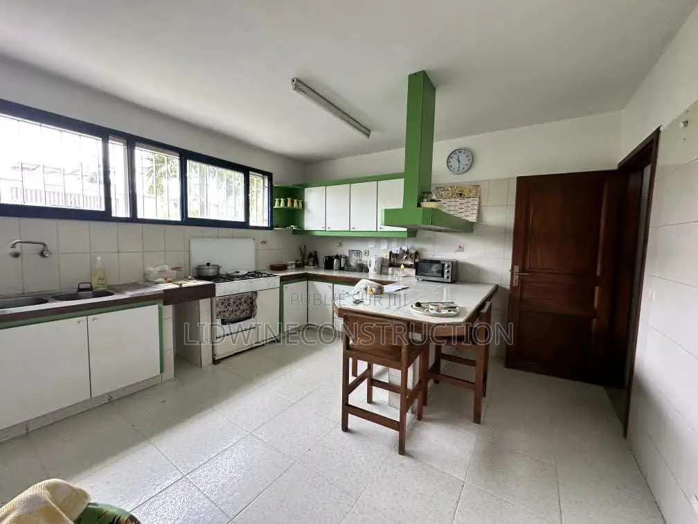 7chbre Duplex dans Deux Plateaux à Vendre