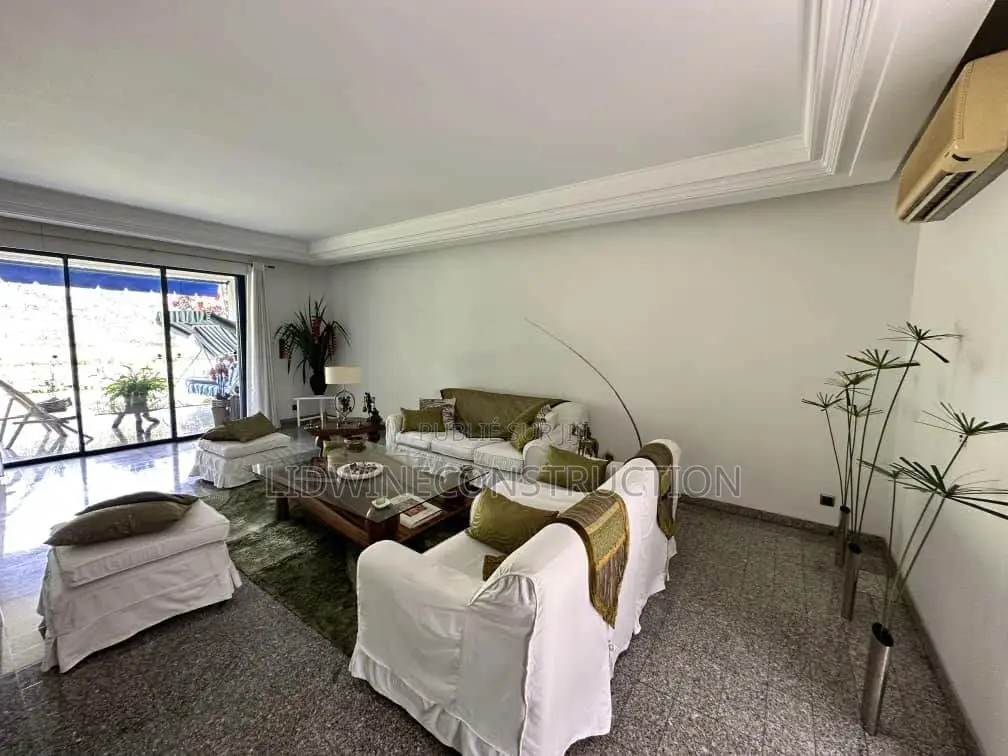 7chbre Duplex dans Deux Plateaux à Vendre