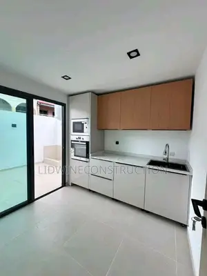 4chbre Duplex dans Cocody à Louer