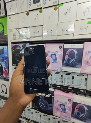 Apple iPhone 13 128 GB Noir