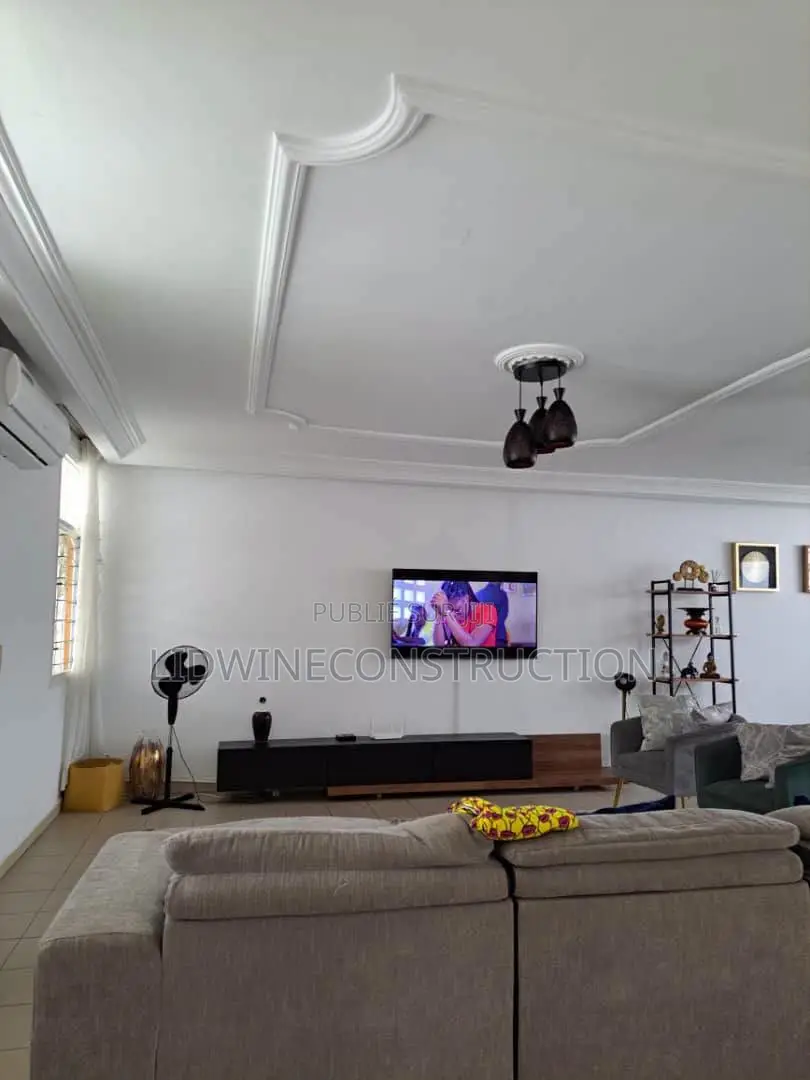 2chbre Villa dans Cocody à Vendre