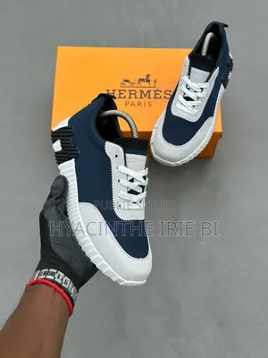 Hermes Sneakers Authentique Original P40-45 
Style, Confort,