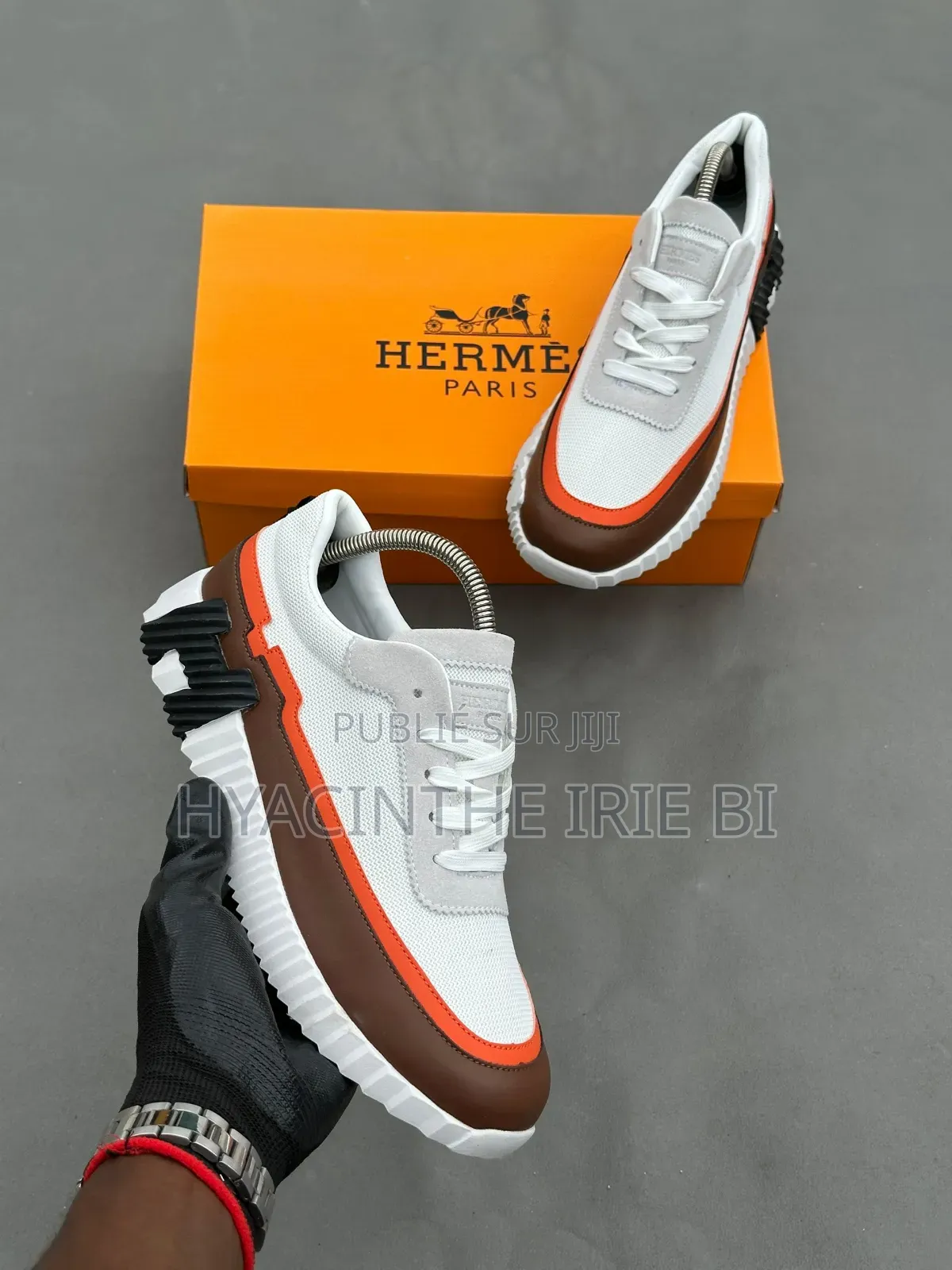 Hermes Sneakers Authentique Original P40-45 
Style, Confort,