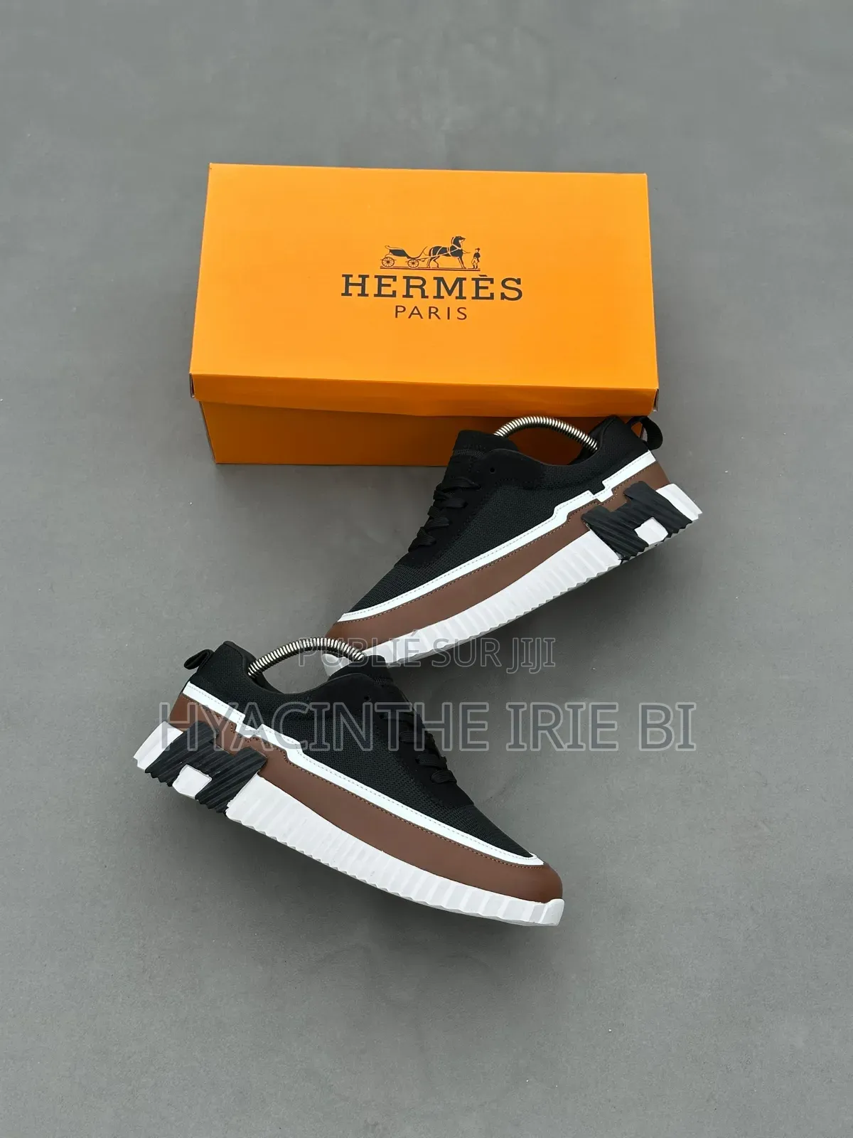 Hermes Sneakers Authentique Original P40-45 
Style, Confort,