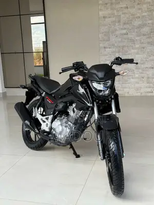 Nouveau Yamaha Crux 2026 Bleu