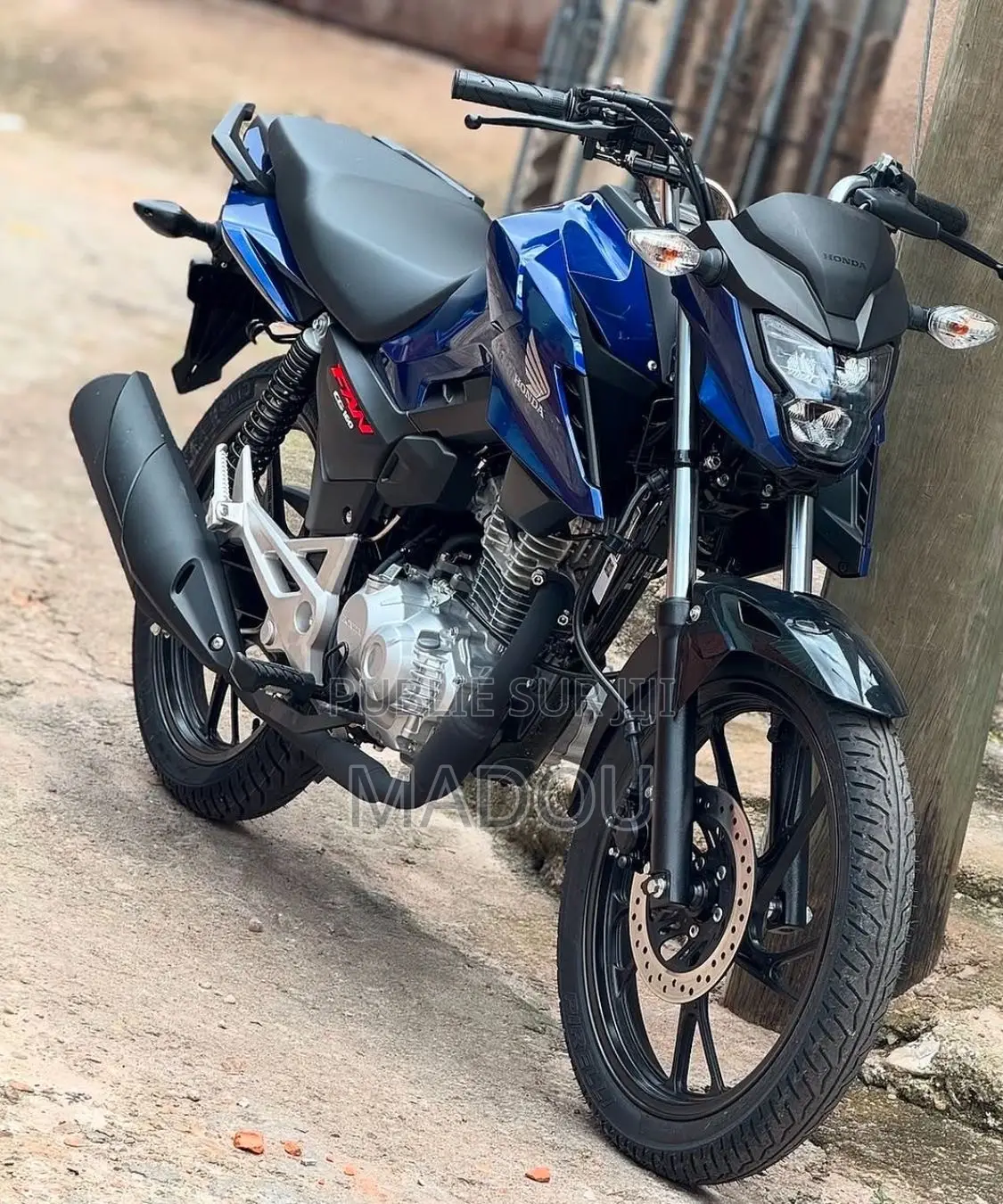Nouveau Yamaha Crux 2026 Bleu