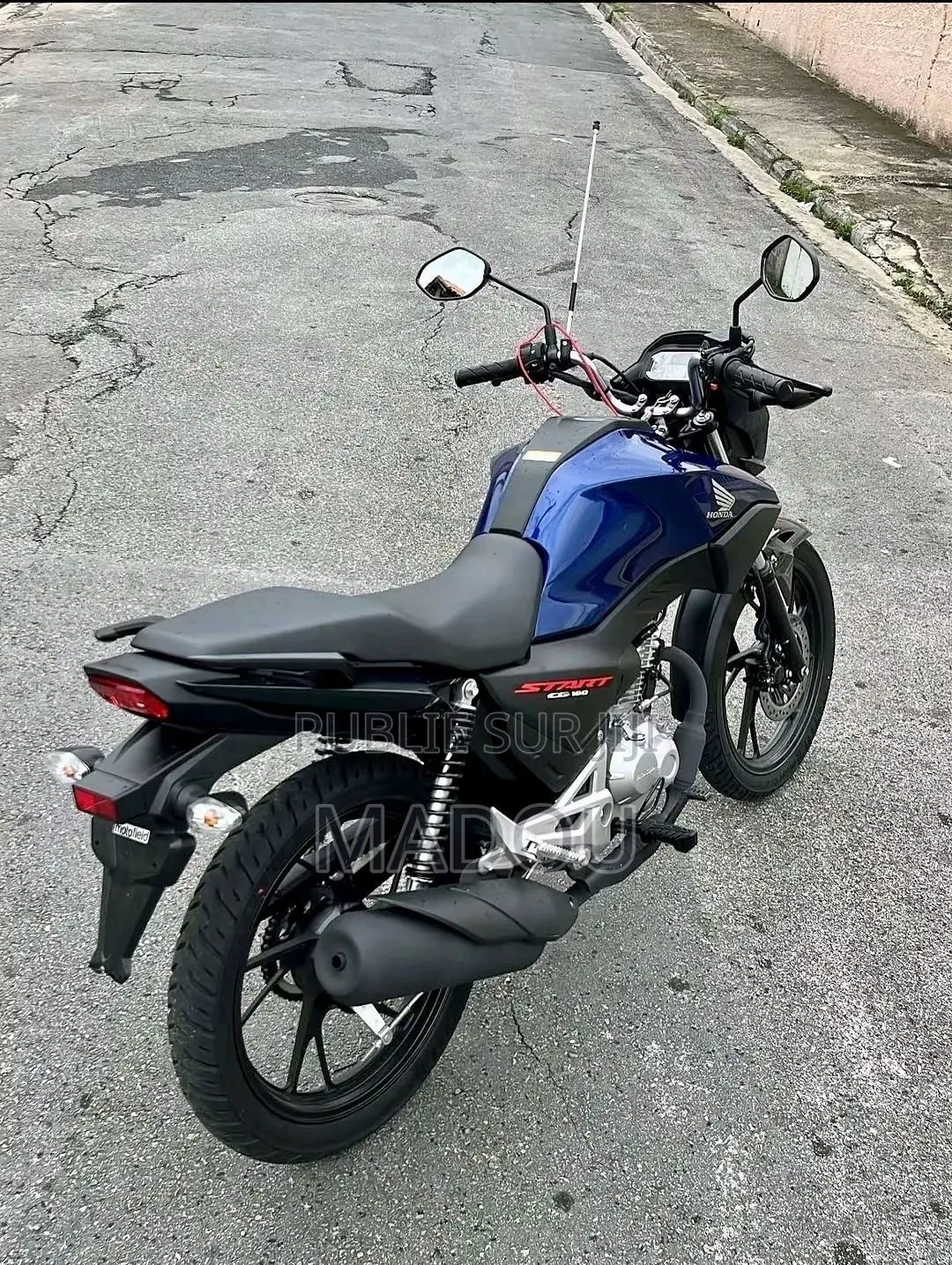Nouveau Yamaha Crux 2026 Bleu