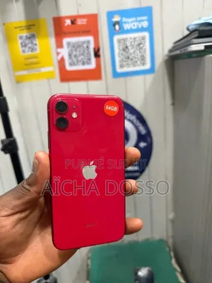 Nouveau Apple iPhone 11 64 GB Rouge