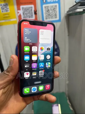 Nouveau Apple iPhone 11 64 GB Rouge