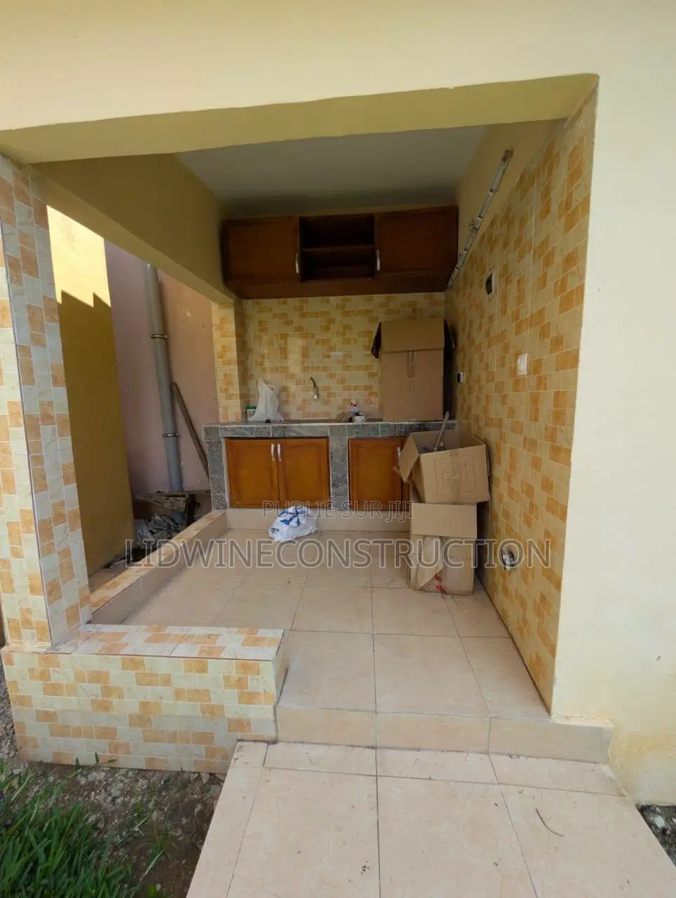 5chbre Duplex dans Cocody à Louer