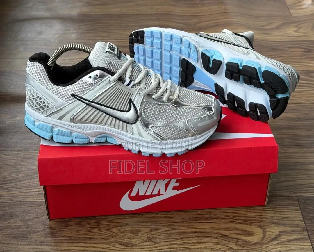 Nike Vomero 5