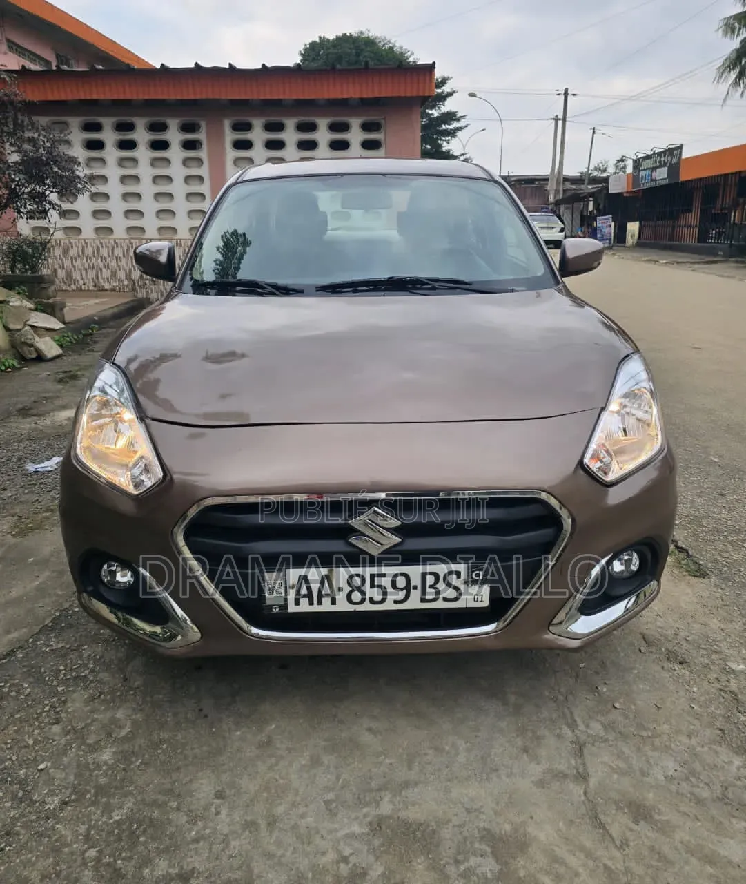 Suzuki Dzire 2024 Marron