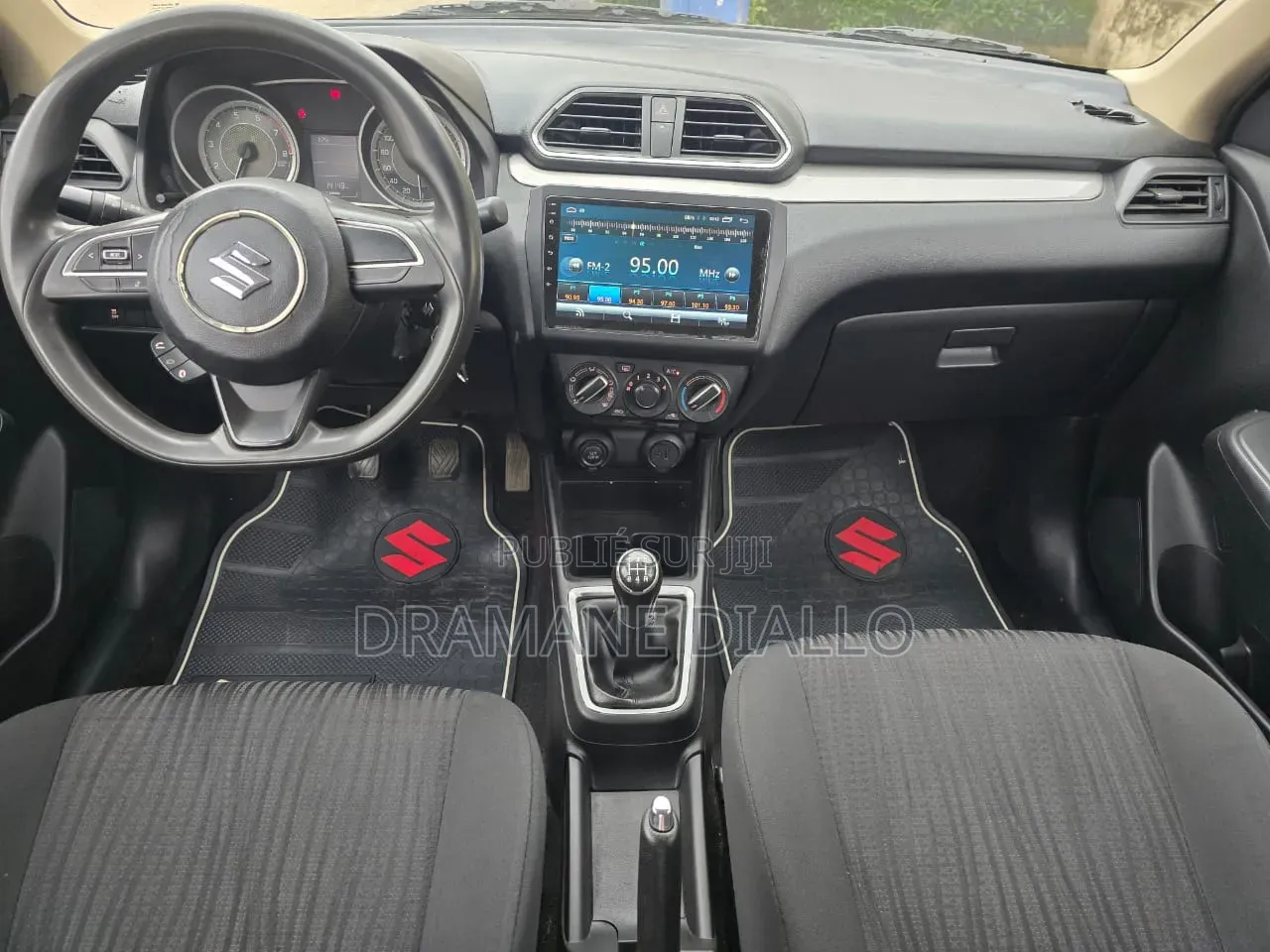 Suzuki Dzire 2024 Marron