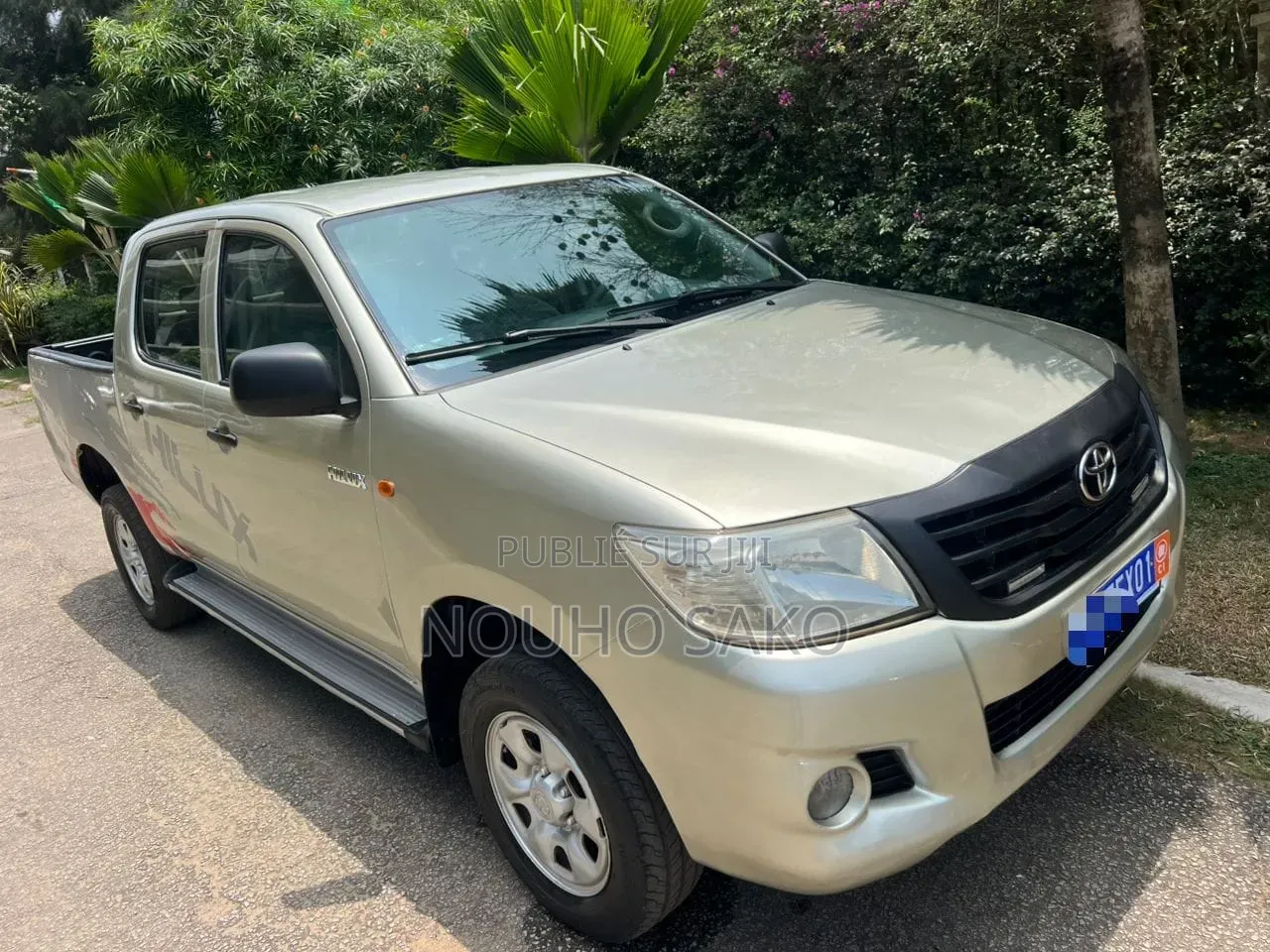 Toyota Hilux 2013 Beige