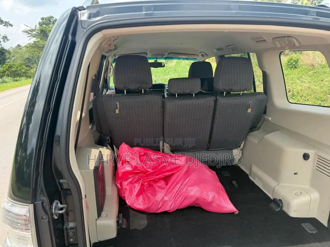 Mitsubishi Pajero 2022 Noir