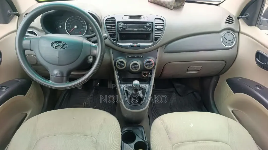 Hyundai I10 2012 Beige