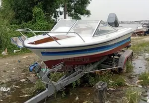 À Vendre Bateau Coque Guenec Moteur 100cv Yamaha À 11million