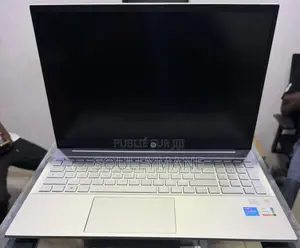 Ordinateur portable HP Pavilion 15 16GB Intel Core i7 SSD 512GB