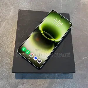 Nouveau Vivo X300 Ultra 512 GB Doré