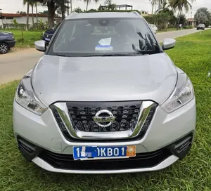 Nissan Kicks 2020 Gris