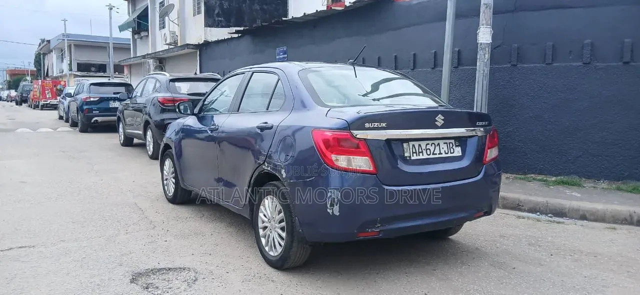 Suzuki Dzire 2022 Bleu