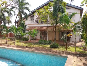 8chbre Duplex dans Mona Immobilier, Cocody à Louer