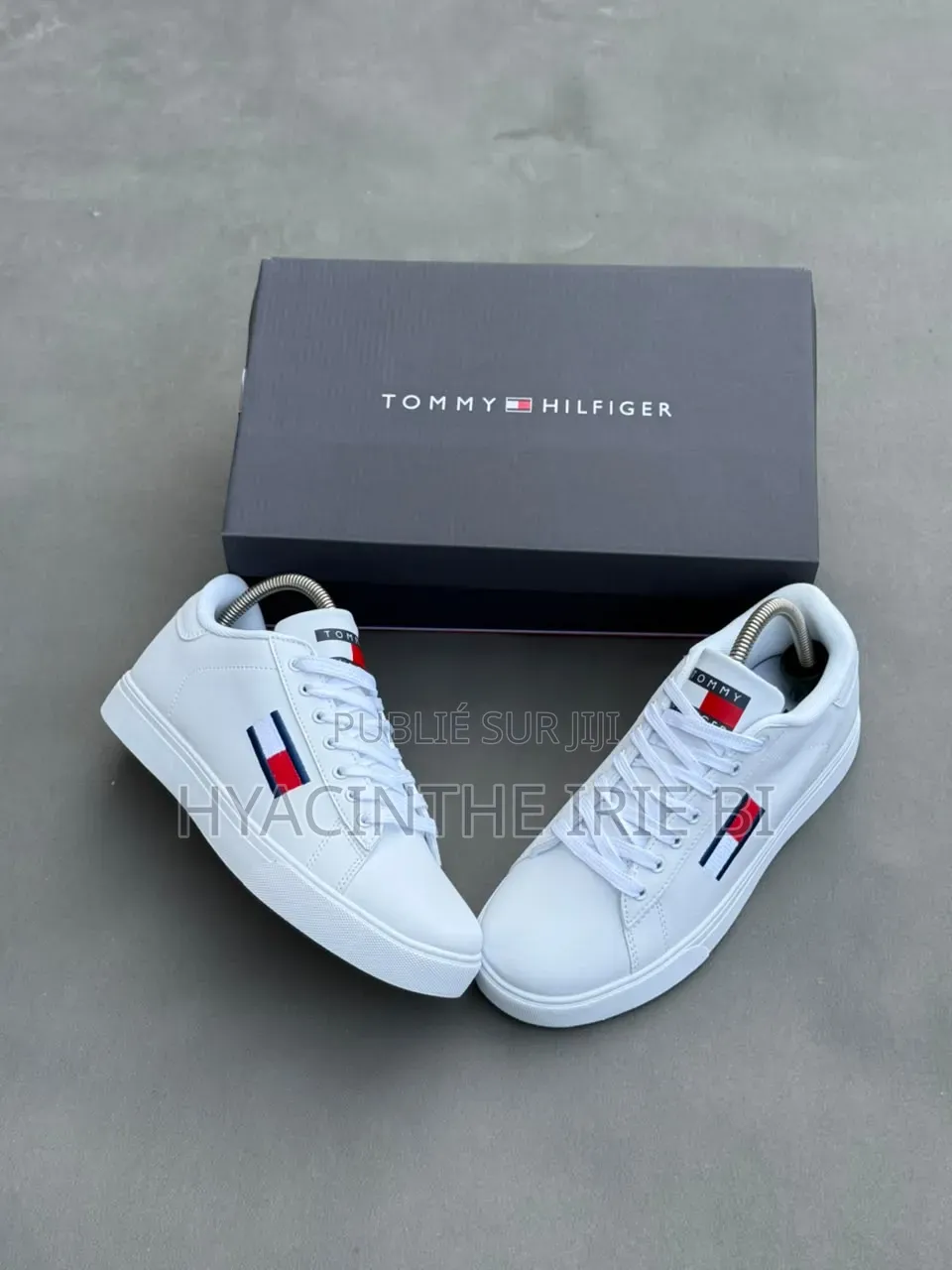 Tommy Hilfiger  Authentique Original P40-45
Style, Confort, Élégance