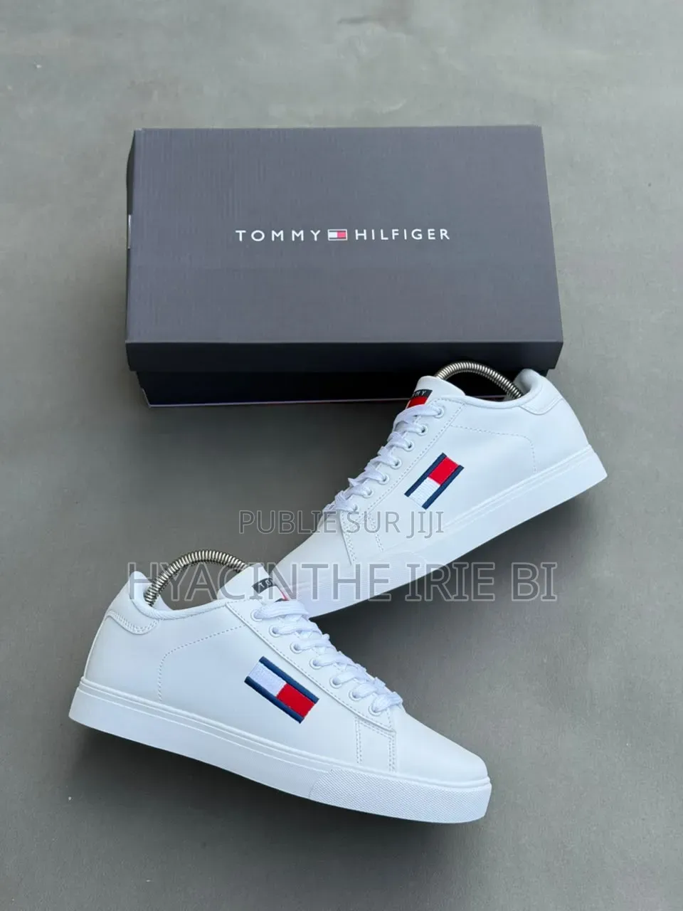 Tommy Hilfiger  Authentique Original P40-45
Style, Confort, Élégance