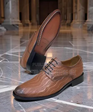 Paires De Souliers Matière Cuir Veritable Authentique Original P40-45