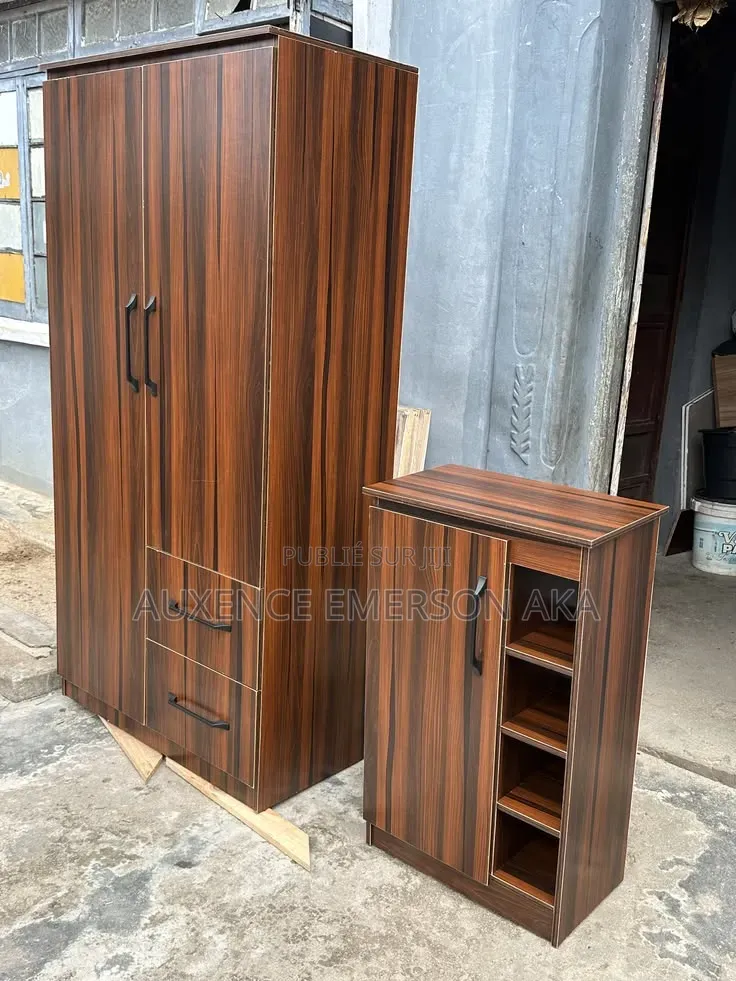 Placard Modern