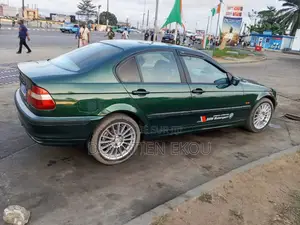 BMW 318i 2000 Vert