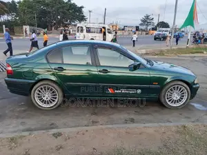 BMW 318i 2000 Vert