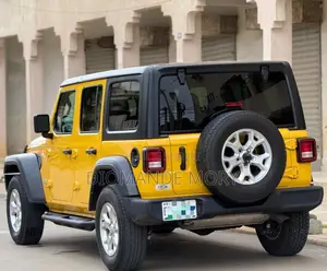 Jeep Wrangler Sport S 2022 Jaune