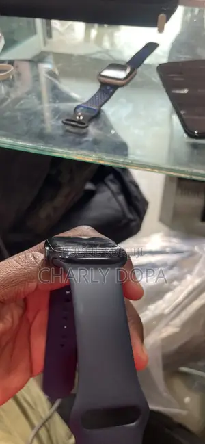 Apple Watch Série 9 45mm Second Main