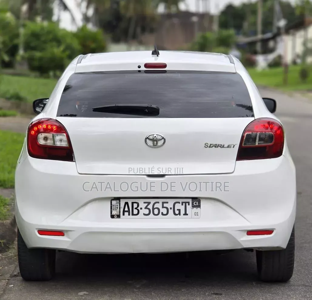 Toyota Starlet 2021 Blanc