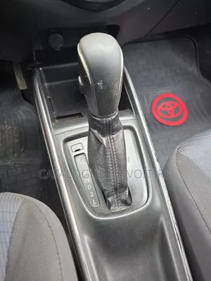 Toyota Starlet 2021 Blanc