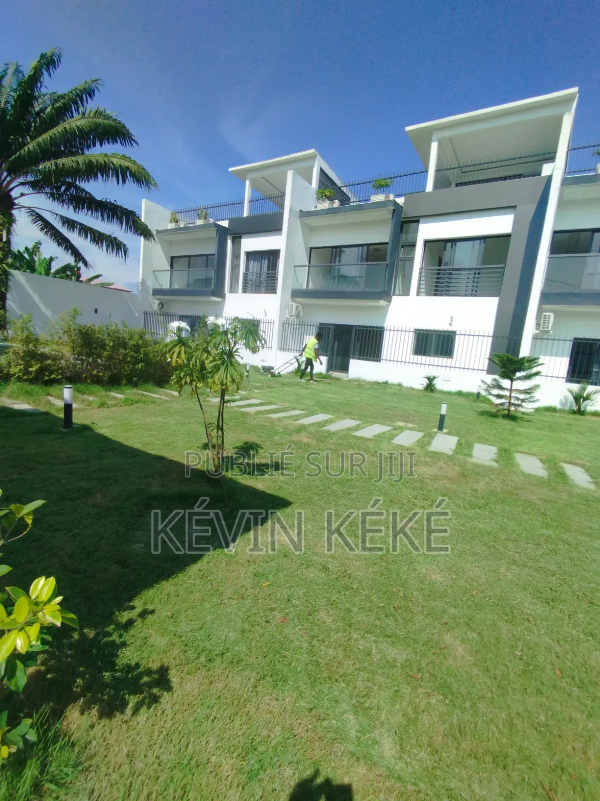 4chbre Duplex dans Grâces Immobilier, Bingerville à Louer