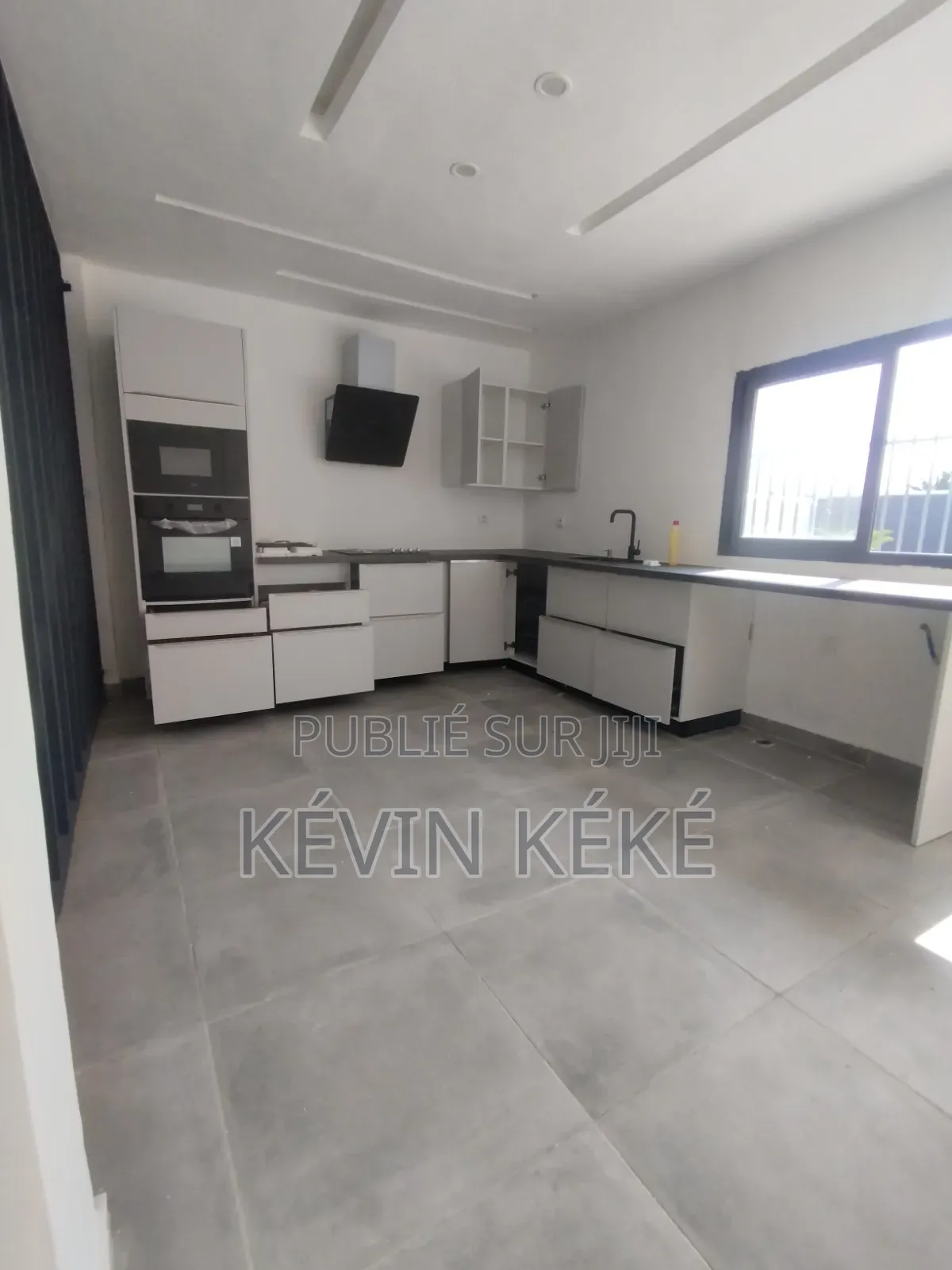 4chbre Duplex dans Grâces Immobilier, Bingerville à Louer