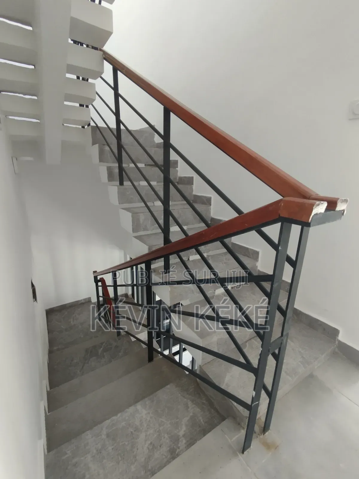 4chbre Duplex dans Grâces Immobilier, Bingerville à Louer