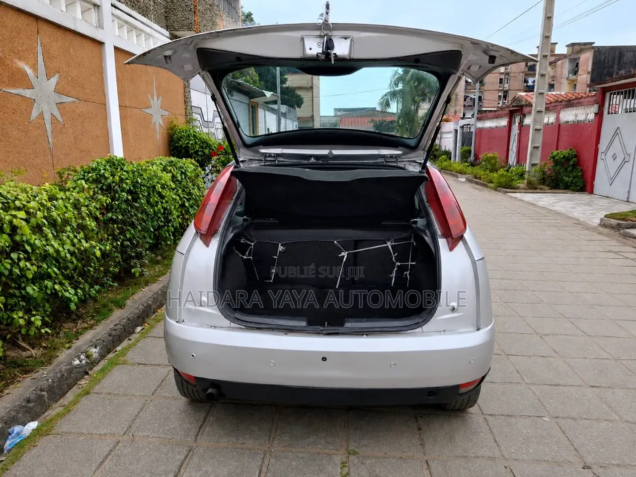 Ford Focus 2000 Gris