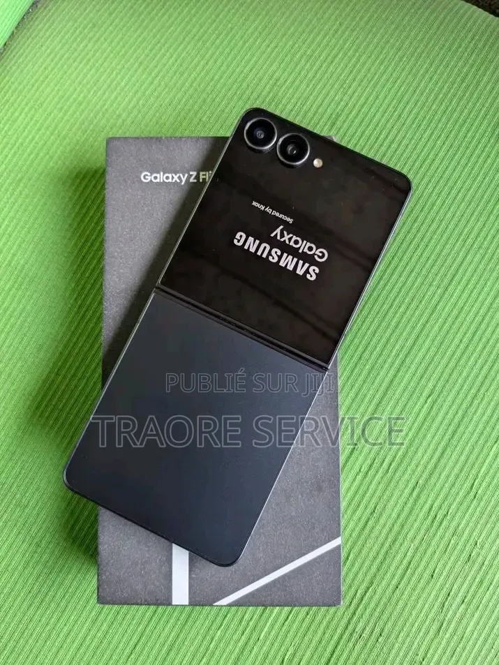 Nouveau Samsung Galaxy Z Flip7 512 GB Autre