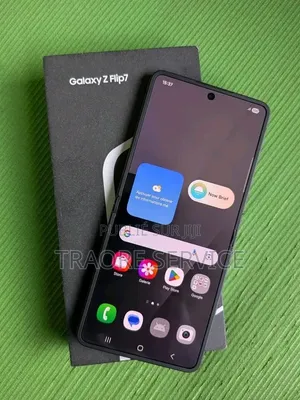 Nouveau Samsung Galaxy Z Flip7 512 GB Autre